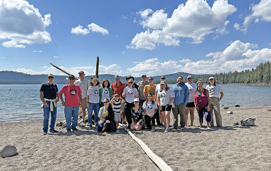 Sáttítla Monument coalition gathered at the shores of Medicine Lake (Image: Nick Jensen)